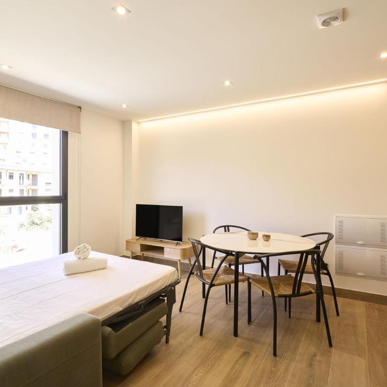 Apartamentos Plaza de San Juan by keyhom - One-Bedroom Apartment - 14