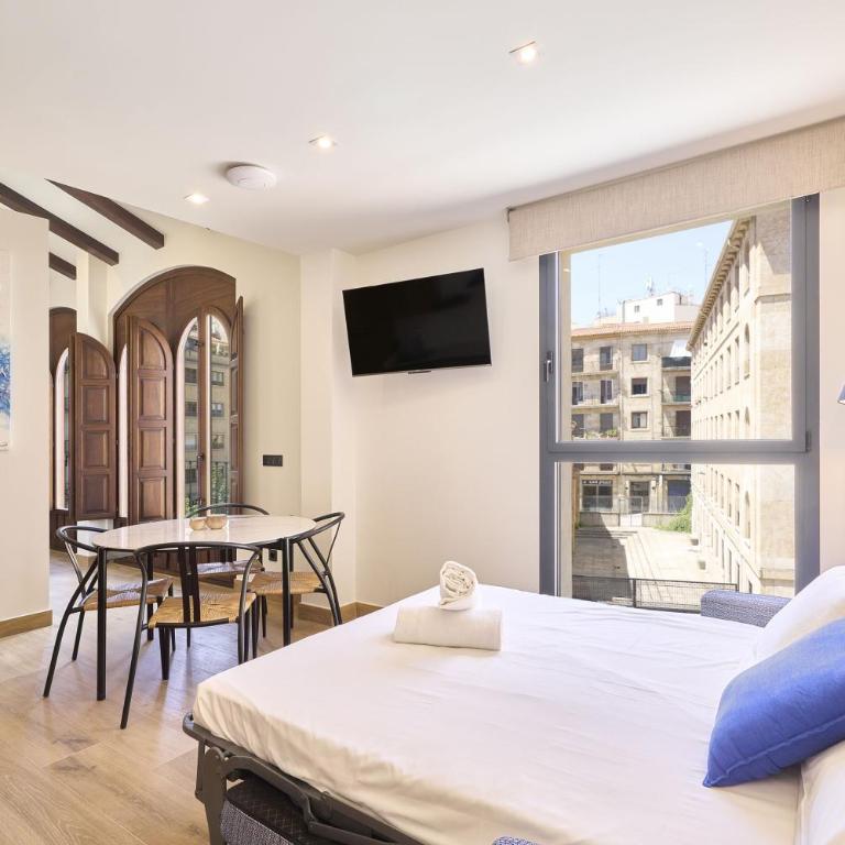 Apartamentos Plaza de San Juan by keyhom - One-Bedroom Apartment - 16