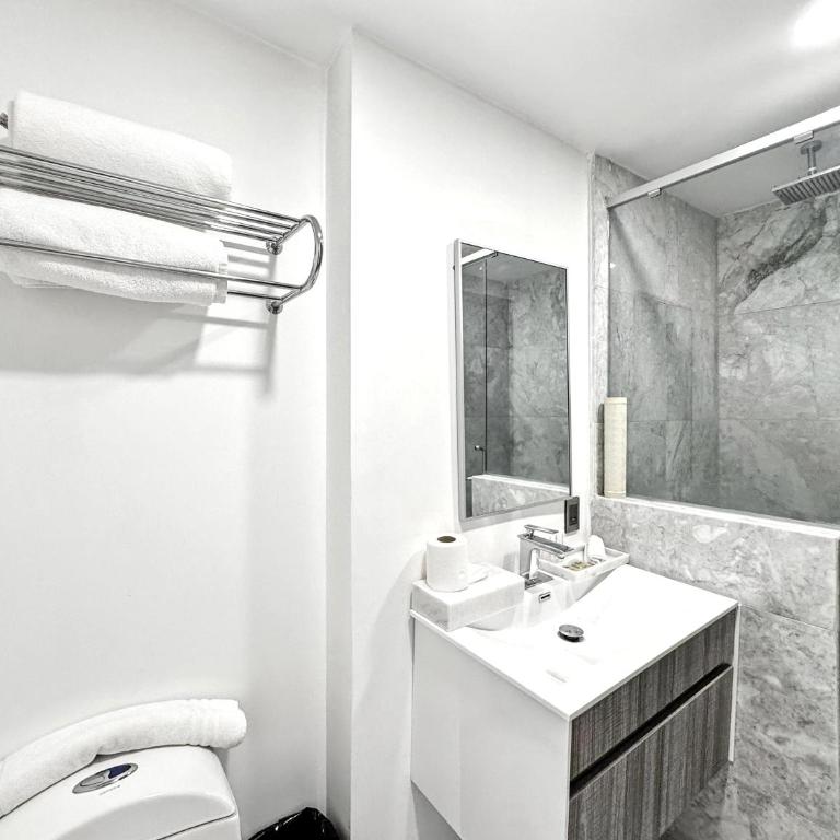 Elite 47 Interlomas - Estudio con cama extragrande - 7