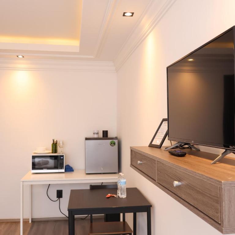 SanRafa Home Office Suites - Standard Studio - 9