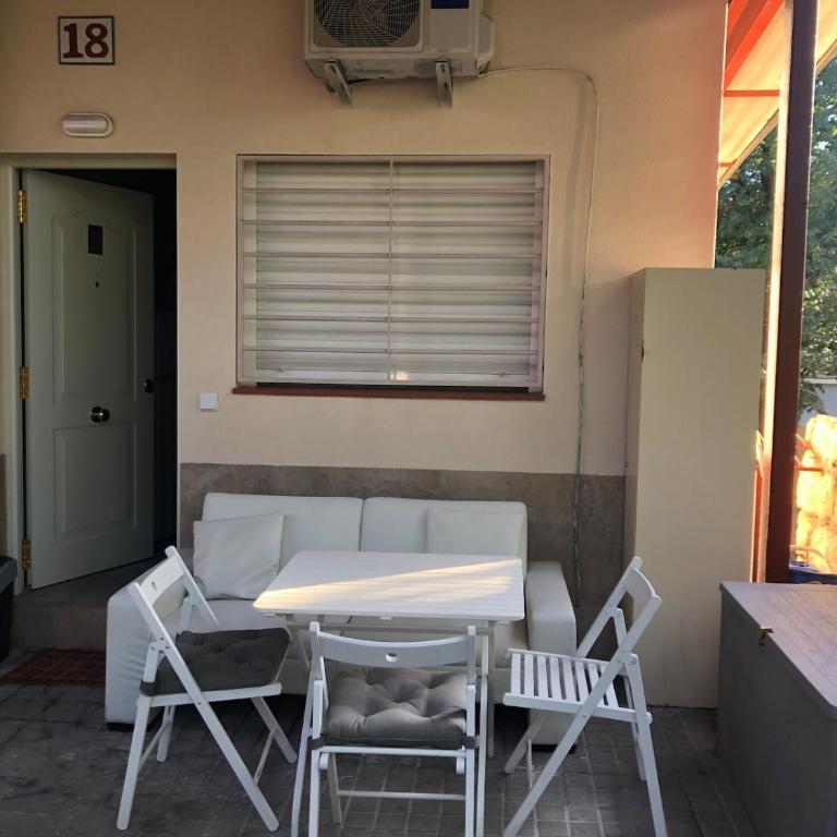 Apartamento con Terraza en Madrid Norte - Apartamento de 1 dormitorio - 3