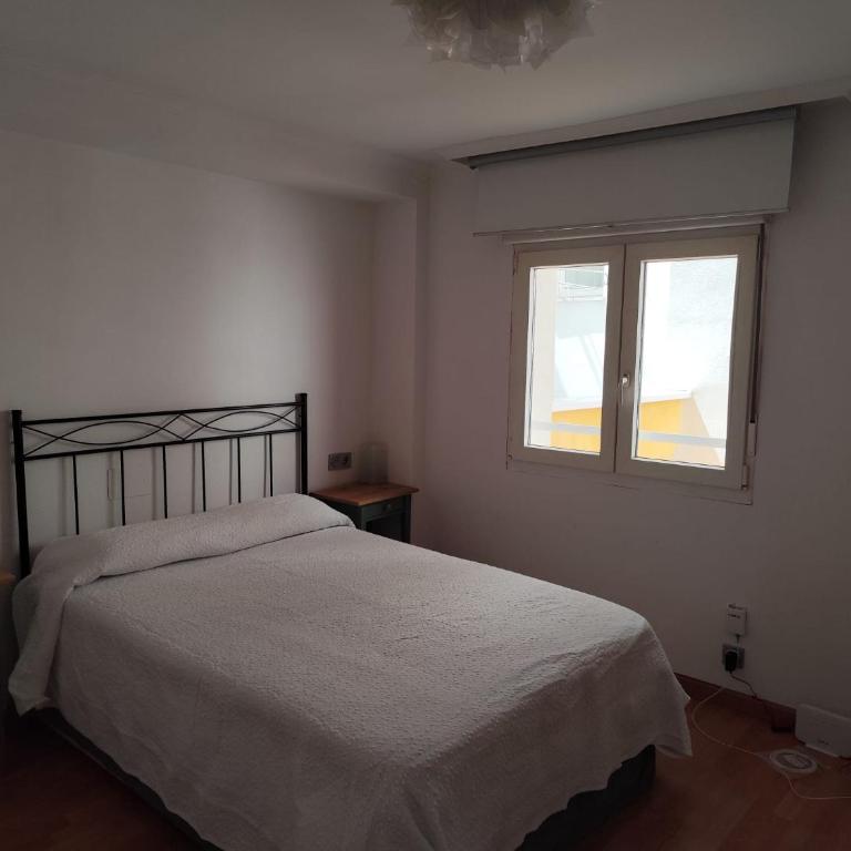 Gijon Playa - Apartamento de 2 dormitorios - 1