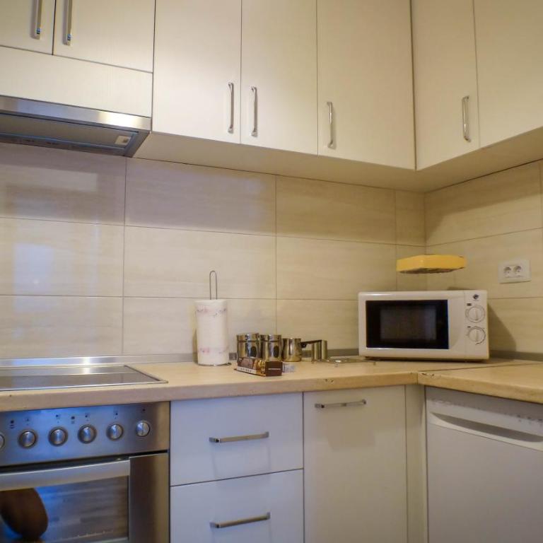 Luxury Budva Center Apartments - Deluxe Apartment - 12