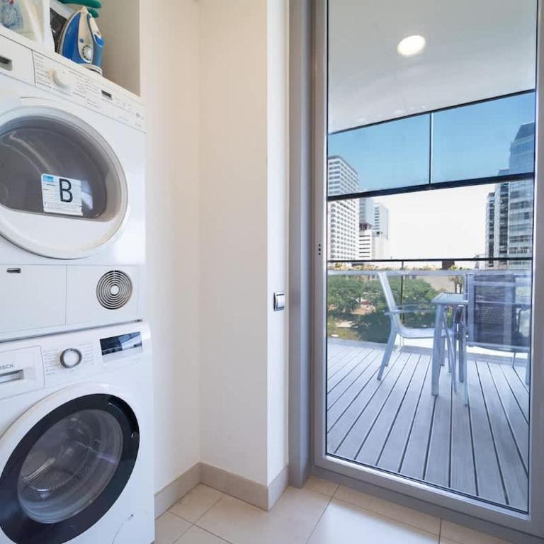 Unique Rentals-Seafront Luxe Suites - Apartment - 23