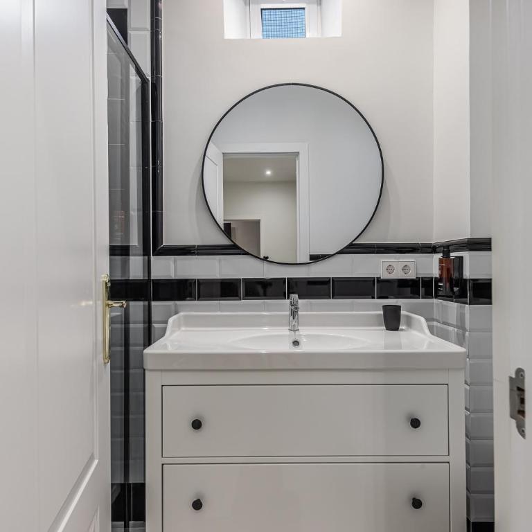 Waou Madrid Centro V - Alquiler Corta Duración - Apartamento de 2 dormitorios - 25