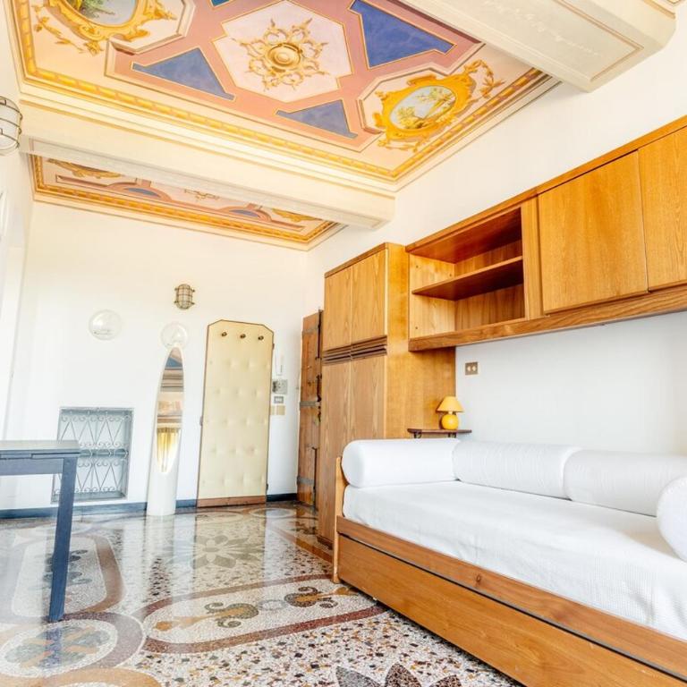 4 beds-sea view with private garage - Appartamento con 1 Camera da Letto - 10