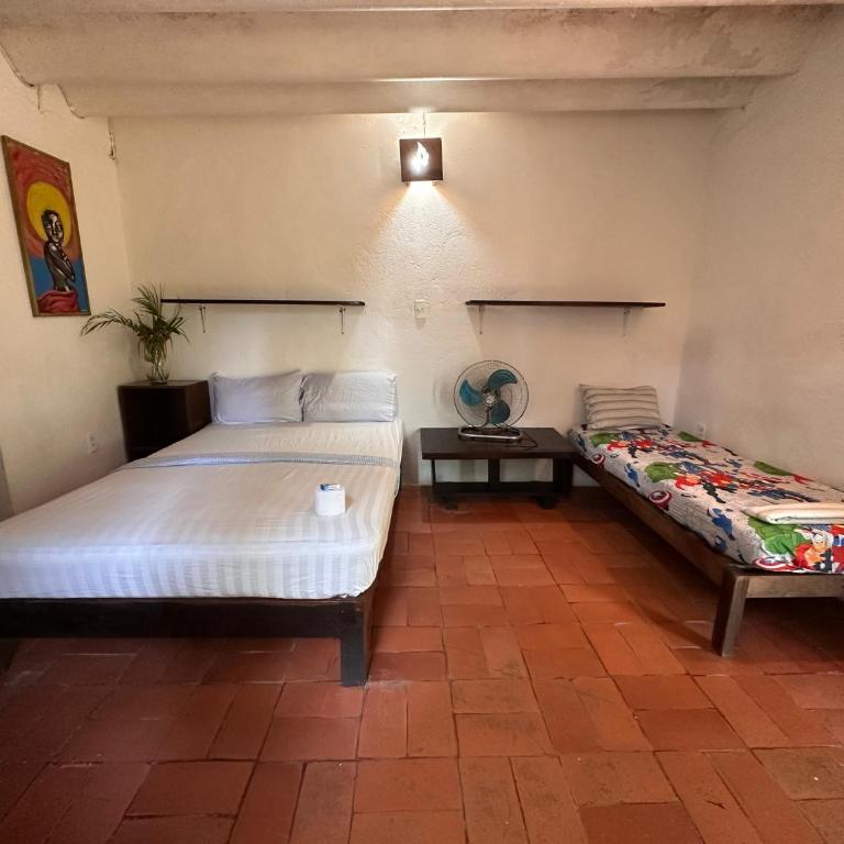 Shalom Backpacker Hostel - Habitación cuádruple - 3
