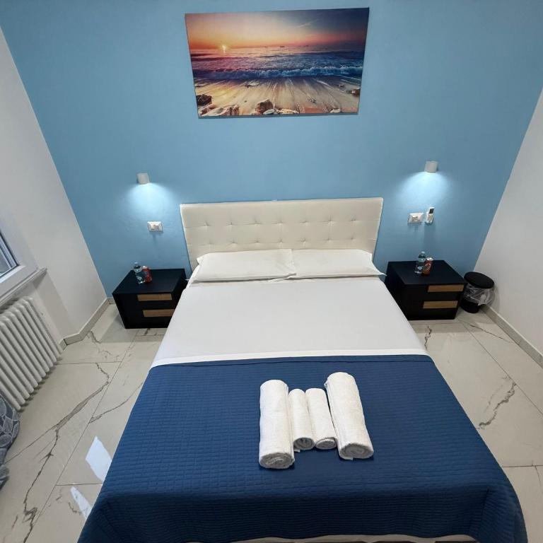Luna Guest House - Camera Matrimoniale con Bagno Privato - 13