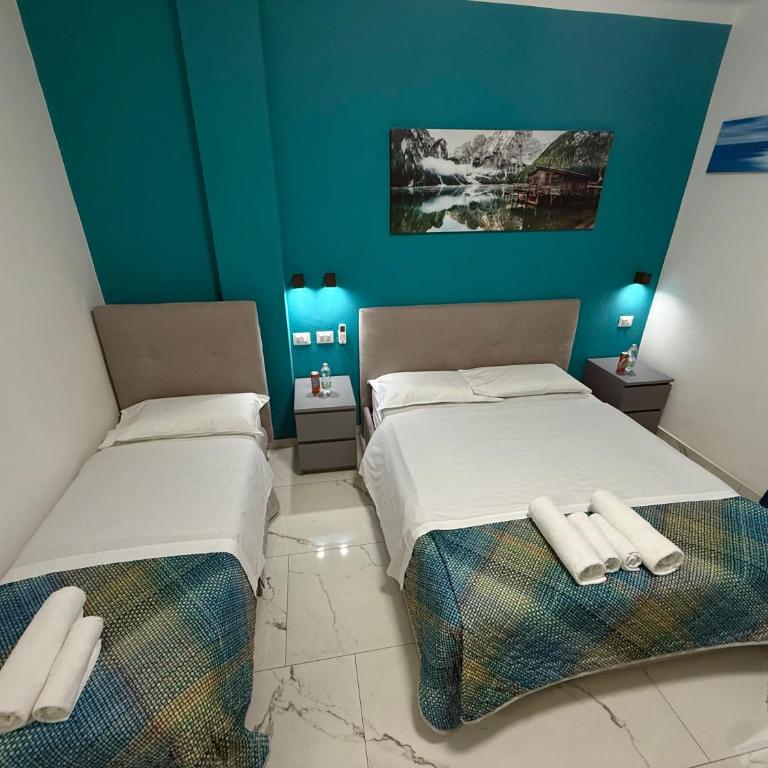 Luna Guest House - Camera Tripla con Bagno Privato - 11