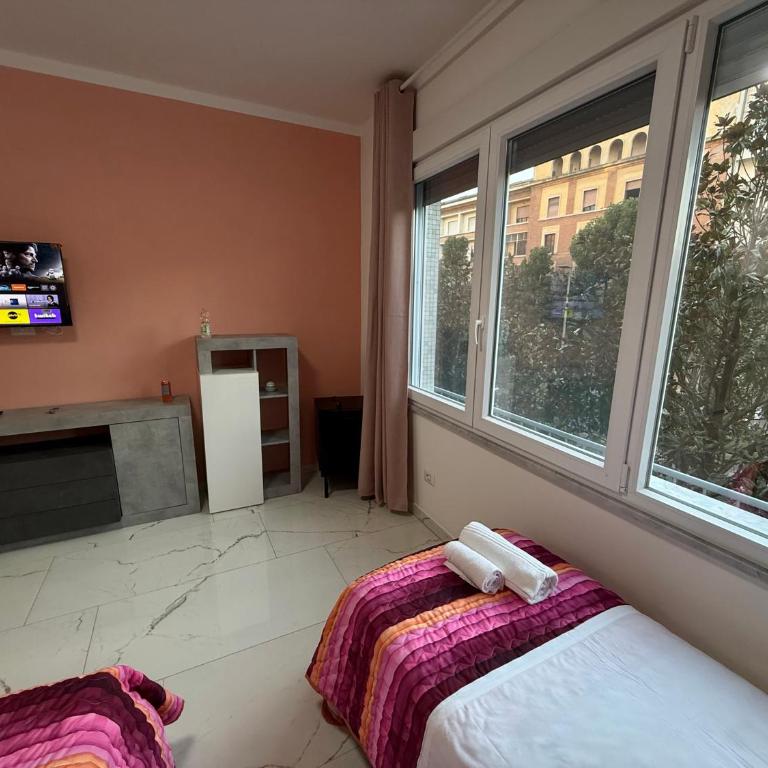 Luna Guest House - Camera Tripla Luxury - 10