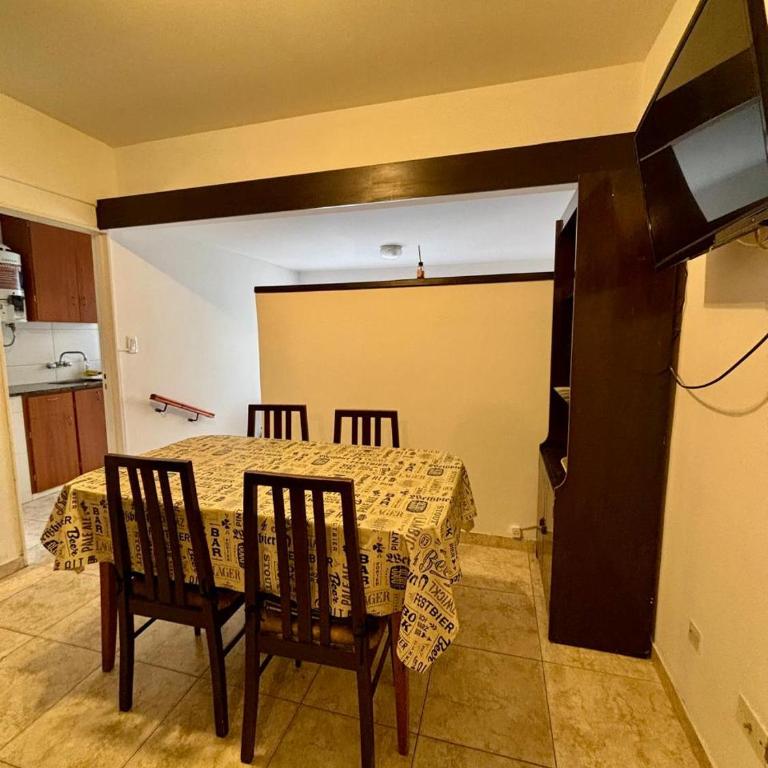 Departamento 1 ambiente a la calle - Apartamento de 1 dormitorio - 1