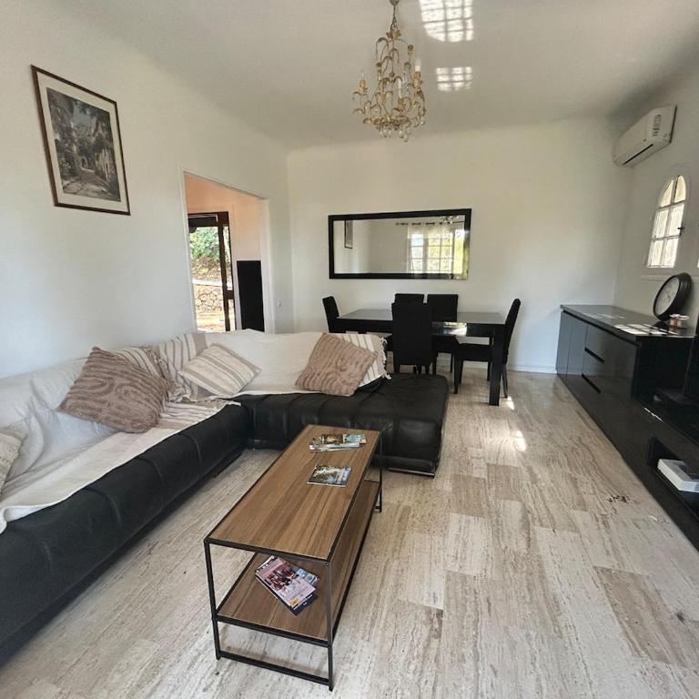 Maison provençale - Villa 3 Chambres - 21