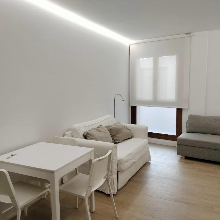 Apartamentos Suites&Homes - 1 Bedroom Apartment, Calle Serranos 32 - 9