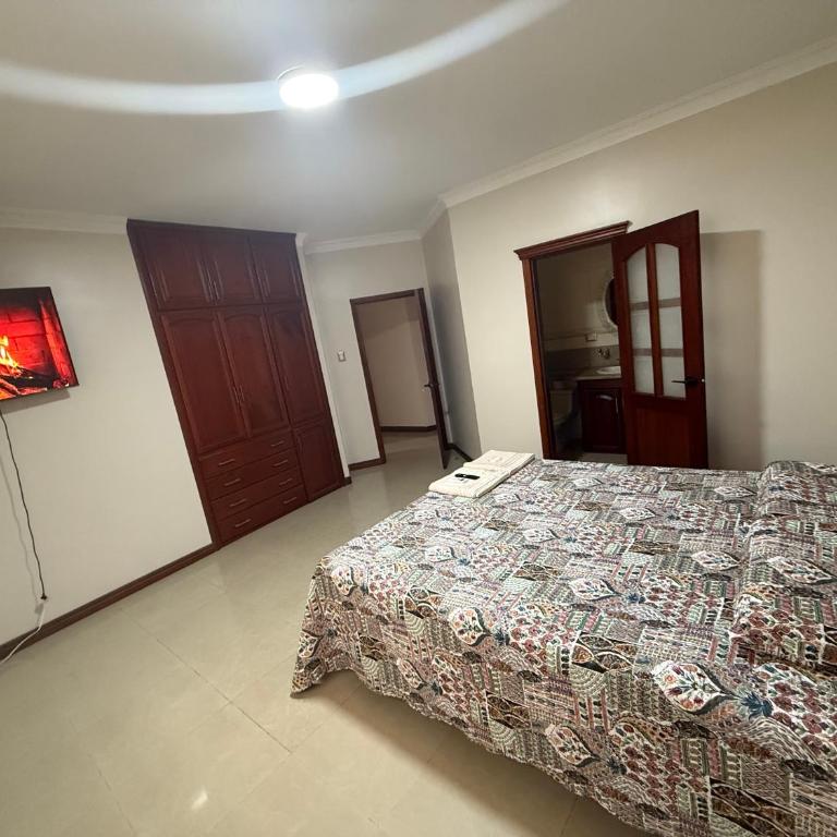 Habitación Crucitas Piedra en Machala - Double Room with Private Bathroom - 1