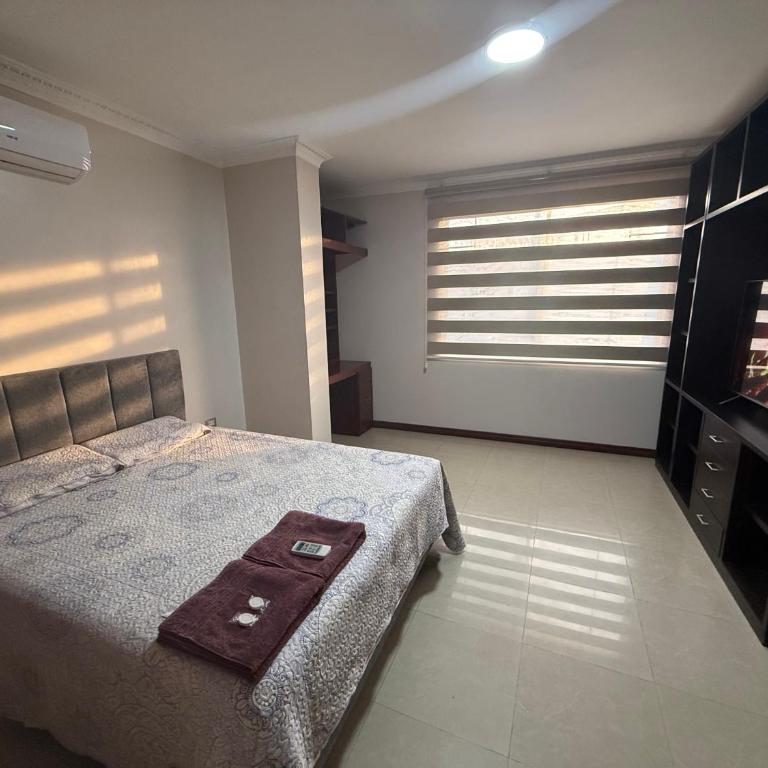 Habitación Crucitas Piedra en Machala - Double Room with Private Bathroom - 9