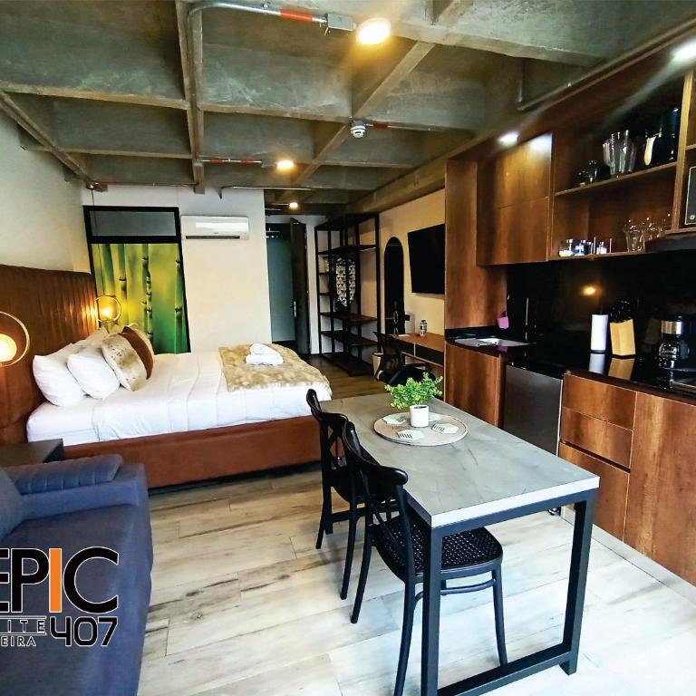 Epic Suite 407 Deluxe Airport - King Suite - 22