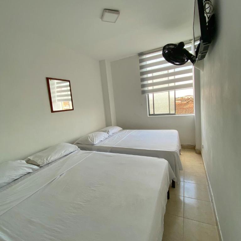Hotel Avenida Real - Habitación Familiar - 4