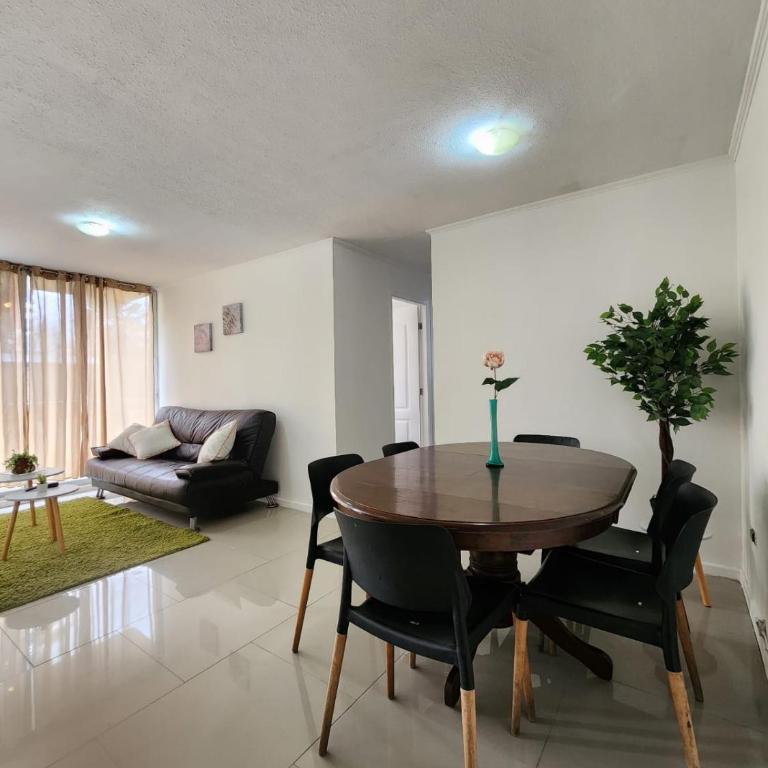 Depto Talca 3D 2B, cable, WiFi y estacionamiento - Three-Bedroom Apartment - 3