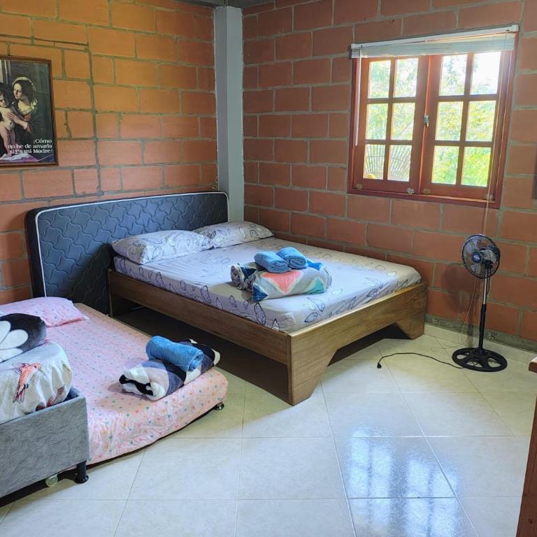 Cabaña en San Rafael Cerca de Ríos y Naturaleza - Three-Bedroom House - 9