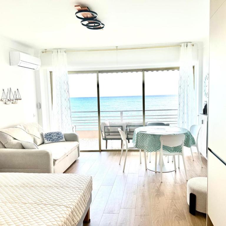 Casa Sud Menton Superbe front mer, appartement rénové, parking & climatisation - Studio mit Meerblick - 78