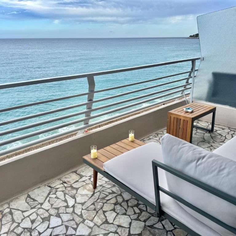 Casa Sud Menton Superbe front mer, appartement rénové, parking & climatisation - Studio mit Meerblick - 29