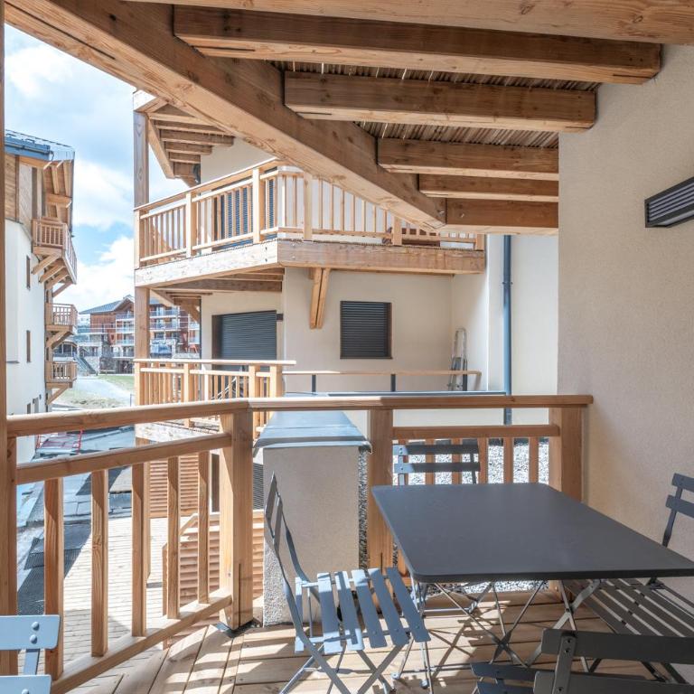 Alpe d Huez Houses - Chez Brems - EXPRESSION - 3 chambres neuf tout proche Alpe Express - Appartement 3 Chambres Premium avec Balcon - 9