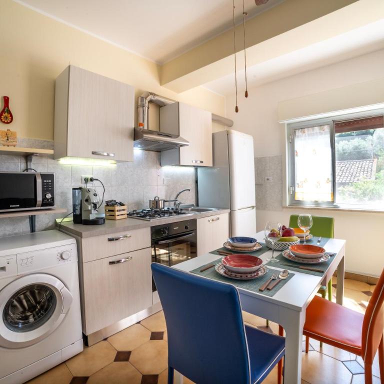 Casa fronte mare a San Saba - Appartamento con 2 Camere da Letto - 15