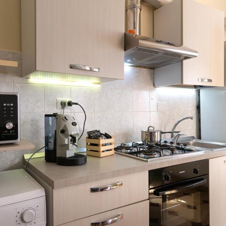 Casa fronte mare a San Saba - Appartamento con 2 Camere da Letto - 18