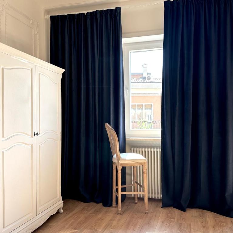 FORTUNA ORO Luxury Stay - One-Bedroom Apartment with Balcony and City View - 4