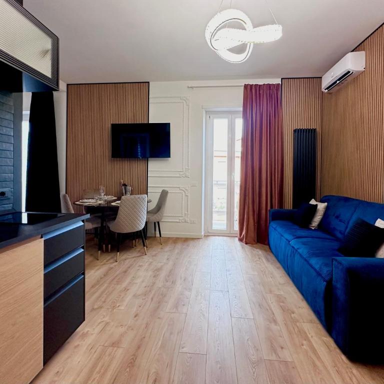 FORTUNA ORO Luxury Stay - One-Bedroom Apartment with Balcony and City View - 11
