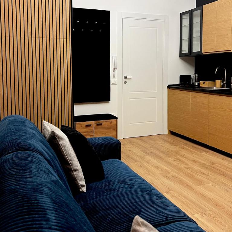 FORTUNA ORO Luxury Stay - One-Bedroom Apartment with Balcony and City View - 24