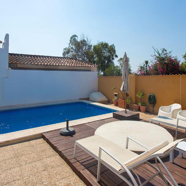 Villa Blanca - Three-Bedroom House - 8