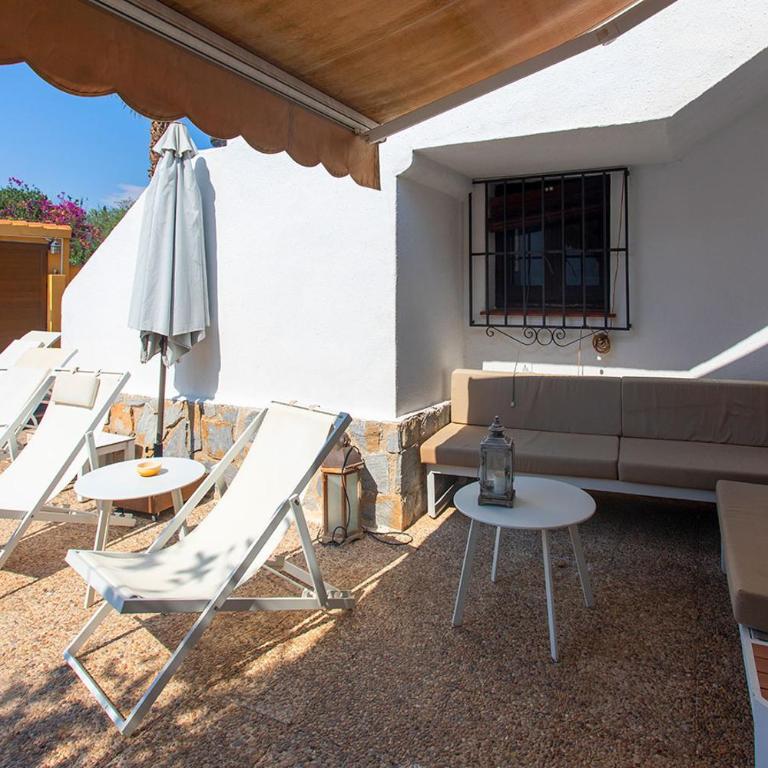 Villa Blanca - Three-Bedroom House - 19