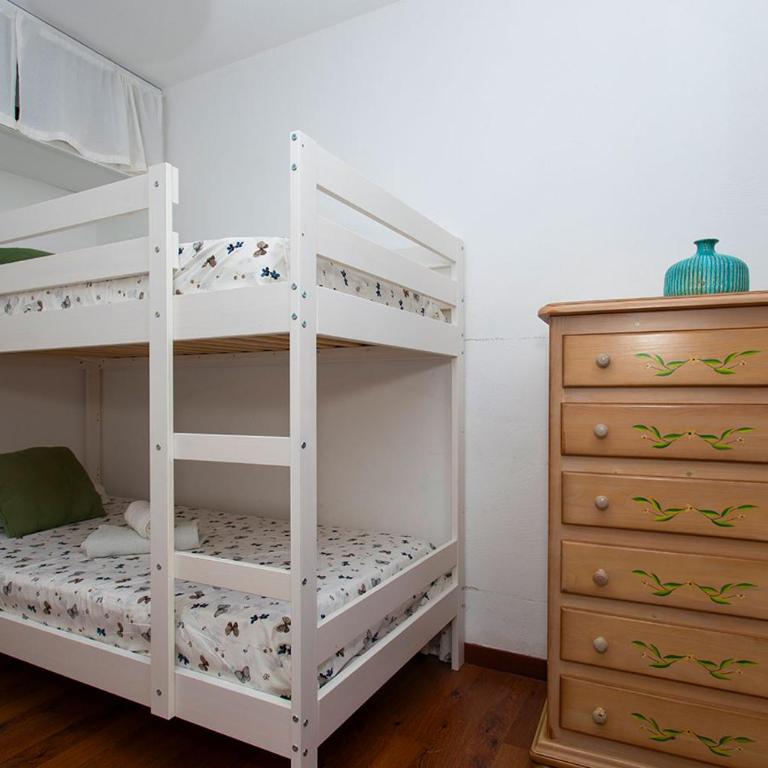 Villa Blanca - Three-Bedroom House - 20