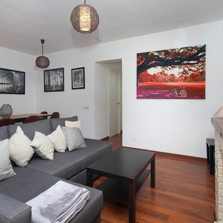 Villa Blanca - Three-Bedroom House - 23