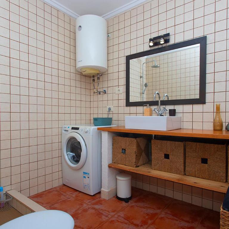 Villa Blanca - Three-Bedroom House - 49