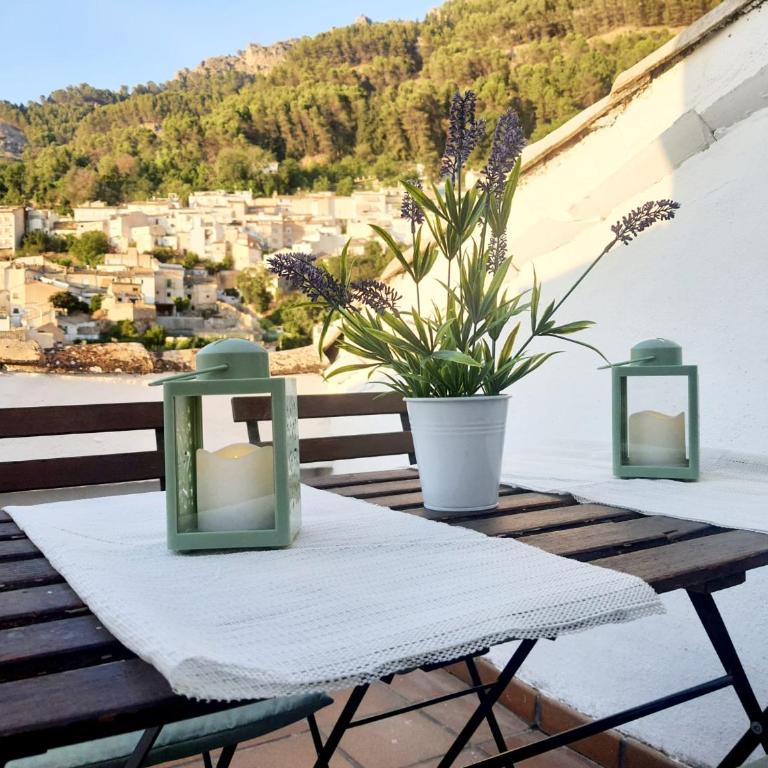 Casa del Castillo - Apartamento de 2 dormitorios con balcón y terraza - 1