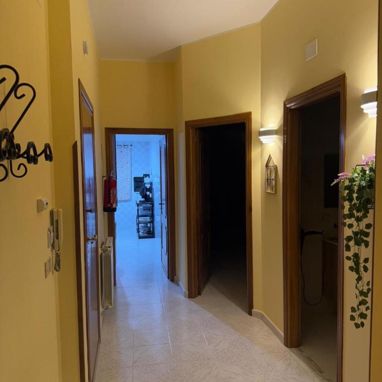 Lucy home - Appartamento con 1 Camera da Letto - 1
