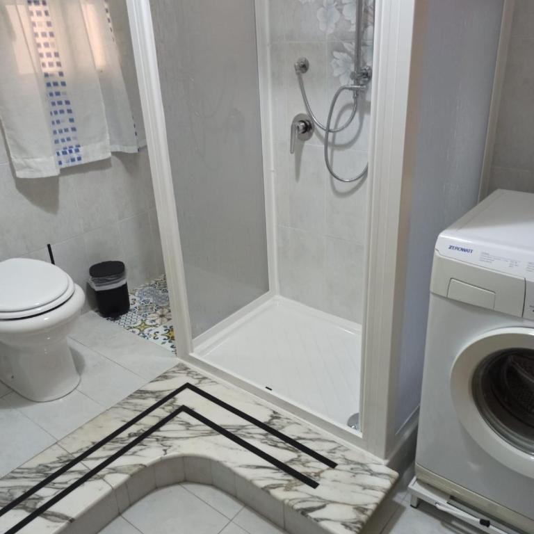 Lucy home - Appartamento con 1 Camera da Letto - 5