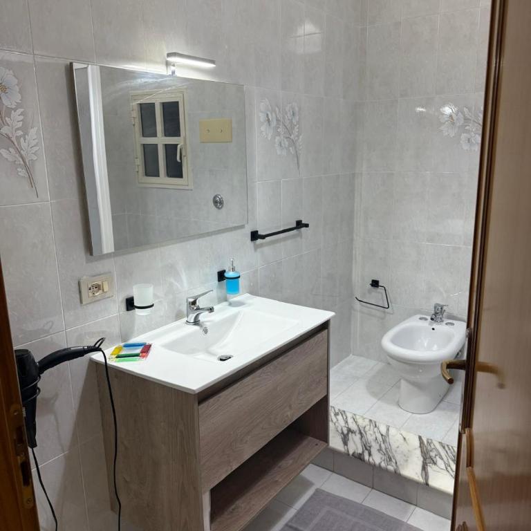 Lucy home - Appartamento con 1 Camera da Letto - 6
