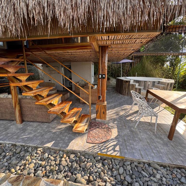 Aero Glamping Hotel Pereira - Double Room with Mountain View - 9