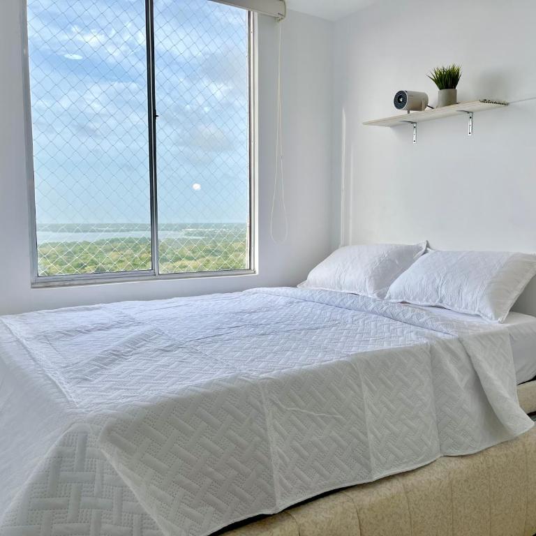 Relax with a views, massage chairs and coffee station - Apartamento de 2 dormitorios con vistas al río - 8
