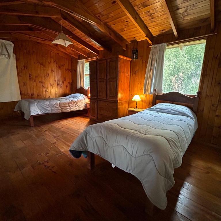 Hermosa cabaña a orillas del rio - Two-Bedroom House - 16