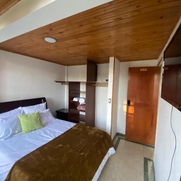 Santa Lago - Casa de 6 dormitorios - 1