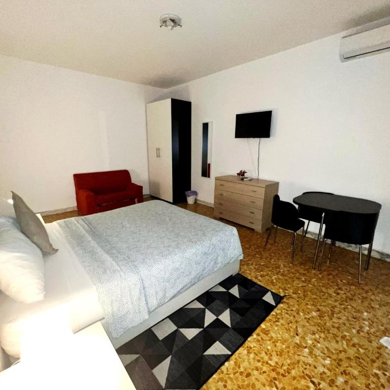 Montitiburtini Appartamento 510 Roma Centro - Appartamento Deluxe con 3 Camere da Letto - 5