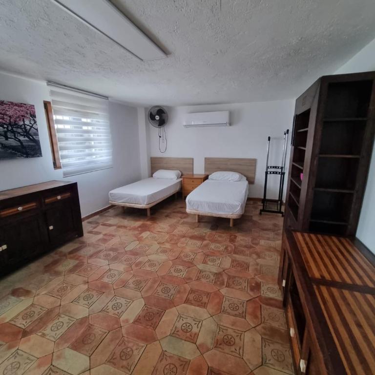 Calpe chalet privado 7 min de la playa piscina wifi parking aire barbacoa grupos - Casa de 4 dormitorios - 14