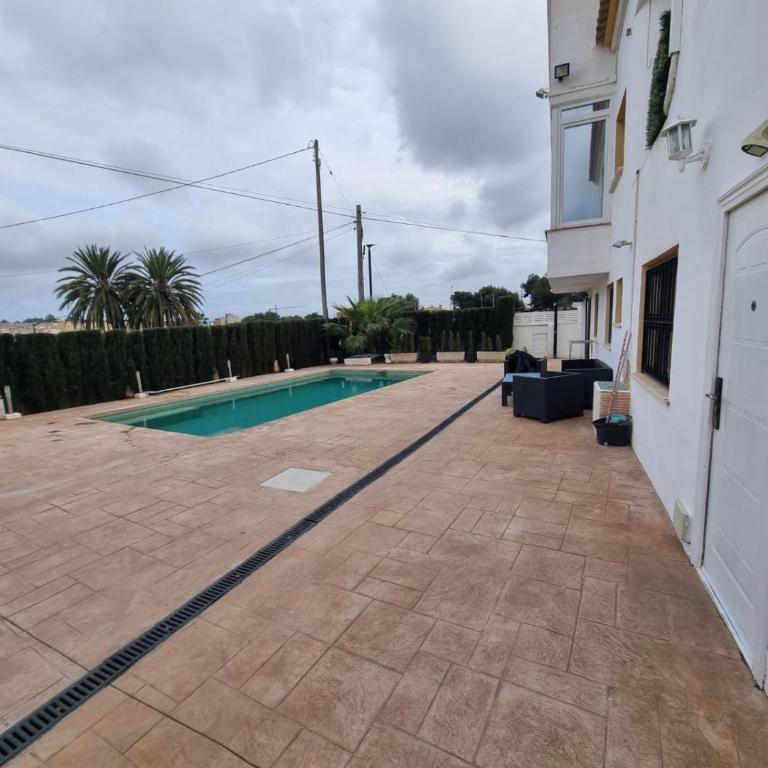 Calpe chalet privado 7 min de la playa piscina wifi parking aire barbacoa grupos - Casa de 4 dormitorios - 31