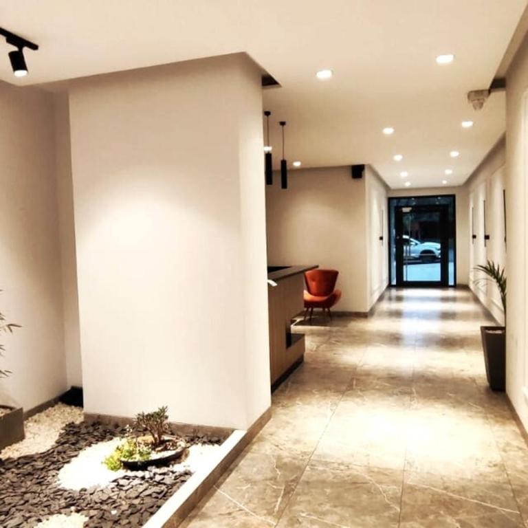 Flamante y Moderno Garzonier con la mejor Ubicación en Sopocachi - Two-Bedroom Apartment - 2