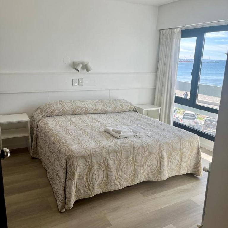 Costanera Hotel - Habitación Doble con vistas al mar - 10