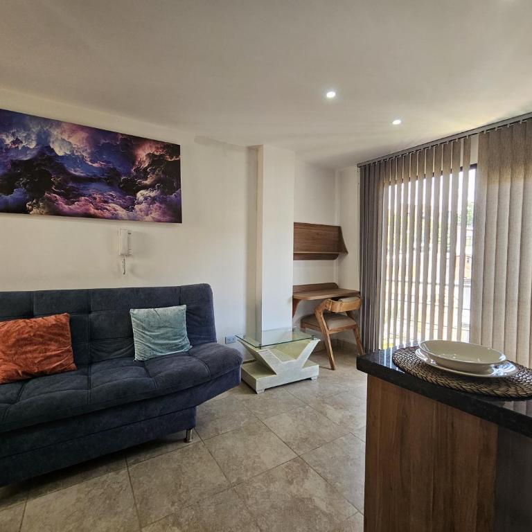Apto Confortable en Zona Exclusiva de Laureles Medellín 401 Tranquilidad y cerca a todo - One-Bedroom Apartment - 3